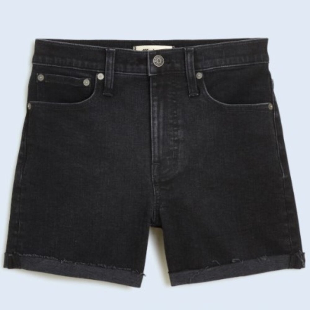 Madewell High-Rise Denim Short in Black (Halwood Wash)
